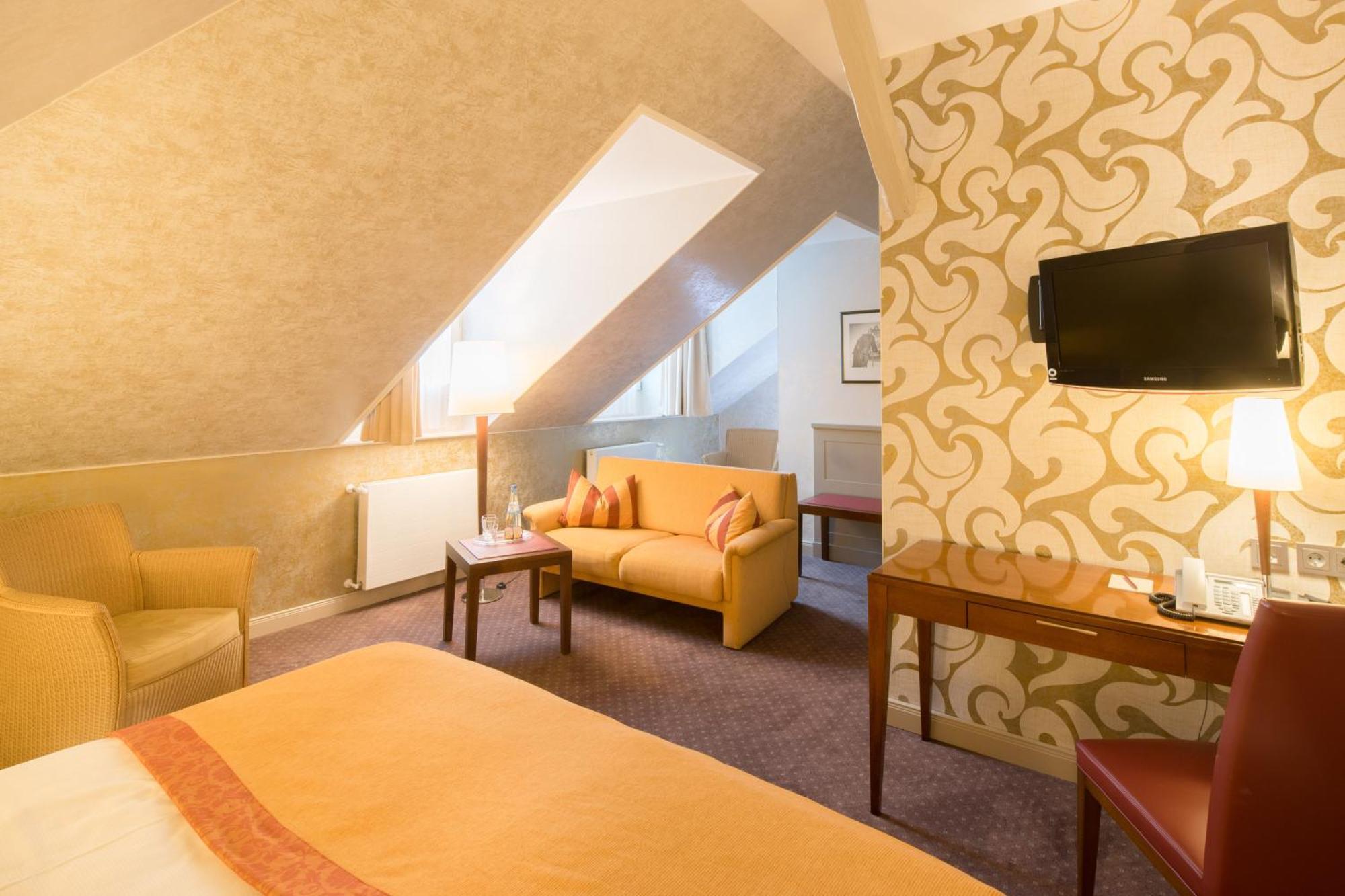 Parkhotel Gueldene Berge Weißenfels Extérieur photo